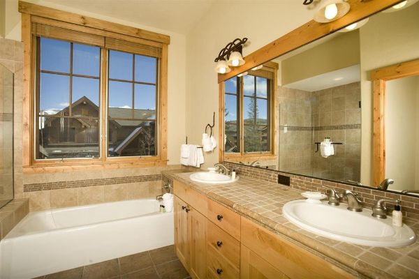 Mountain Thunder Lodge (Breckenridge)